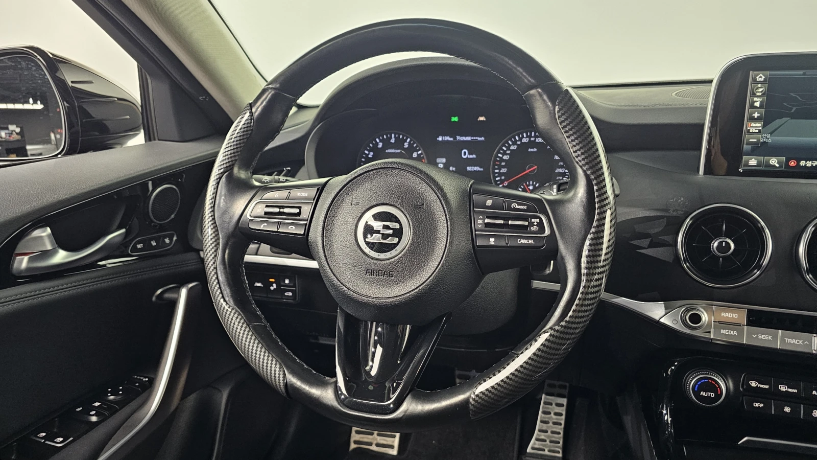 Kia Stinger 3.3 TURBO 2WD / ������ !!! | Mobile.bg � ����������� 11