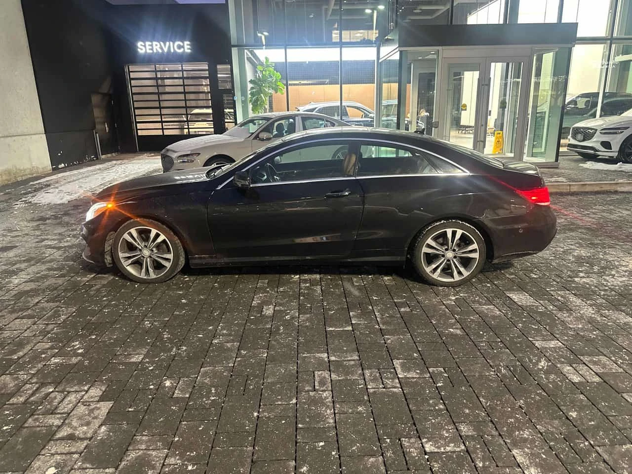 Mercedes-Benz E 400 * CARFAX * KEYLESS* �������* PANO*  | Mobile.bg � ����������� 2
