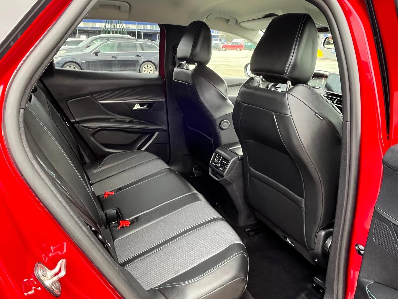 Peugeot 3008 1.5 HDI Allure EAT8 | Mobile.bg � ����������� 10