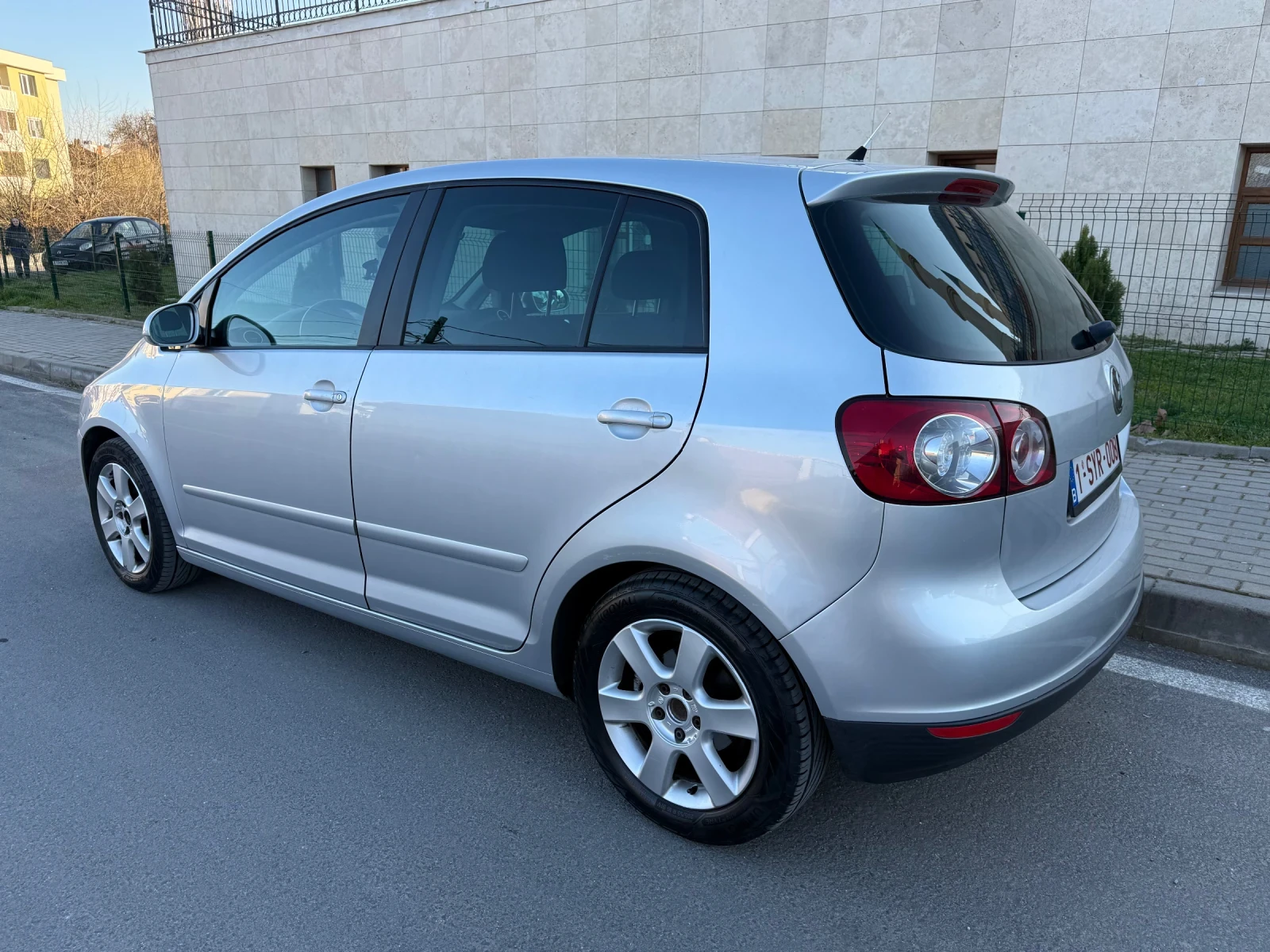 VW Golf Plus 1.9 tdi, снимка 4 - Автомобили и джипове - 53748189