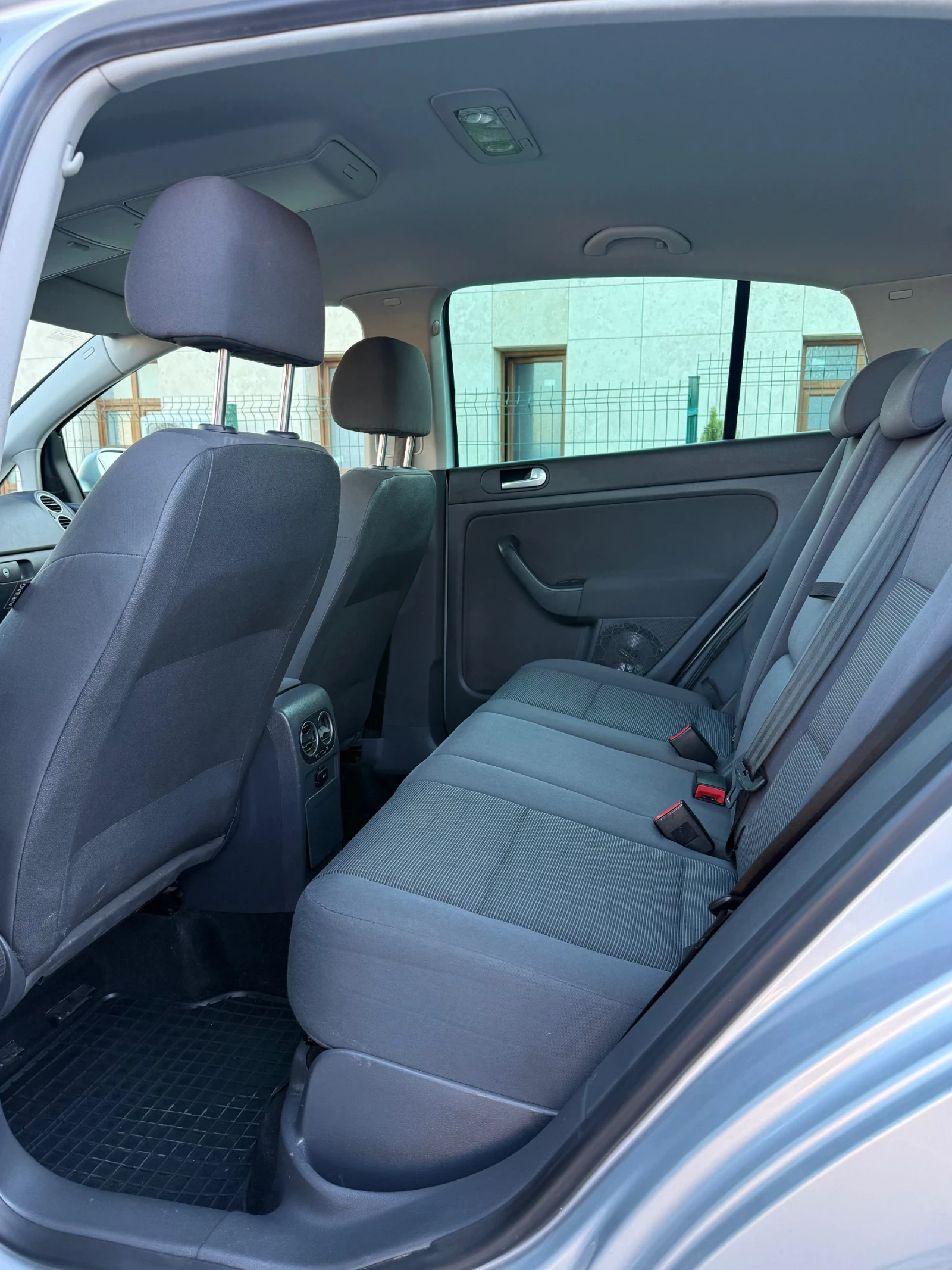 VW Golf Plus 1.9 tdi, снимка 11 - Автомобили и джипове - 53748189