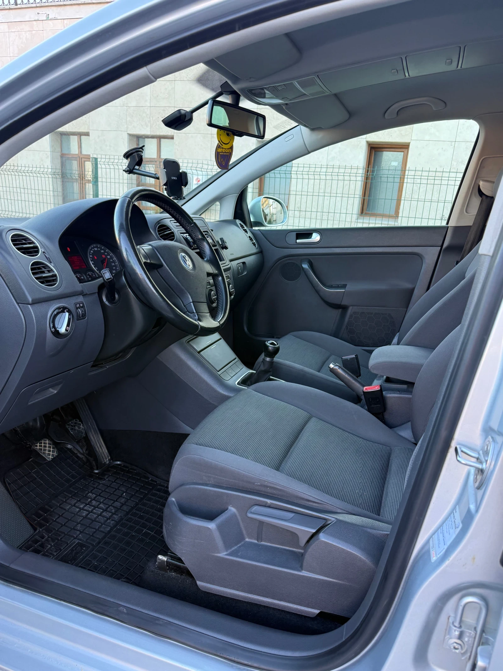 VW Golf Plus 1.9 tdi, снимка 7 - Автомобили и джипове - 53748189