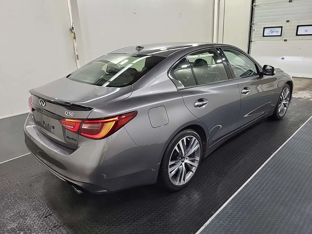 Infiniti Q50  SIGNATURE EDITION| PANORAMA| ПОДГРЕВИ| CARFAX , снимка 3 - Автомобили и джипове - 53828147