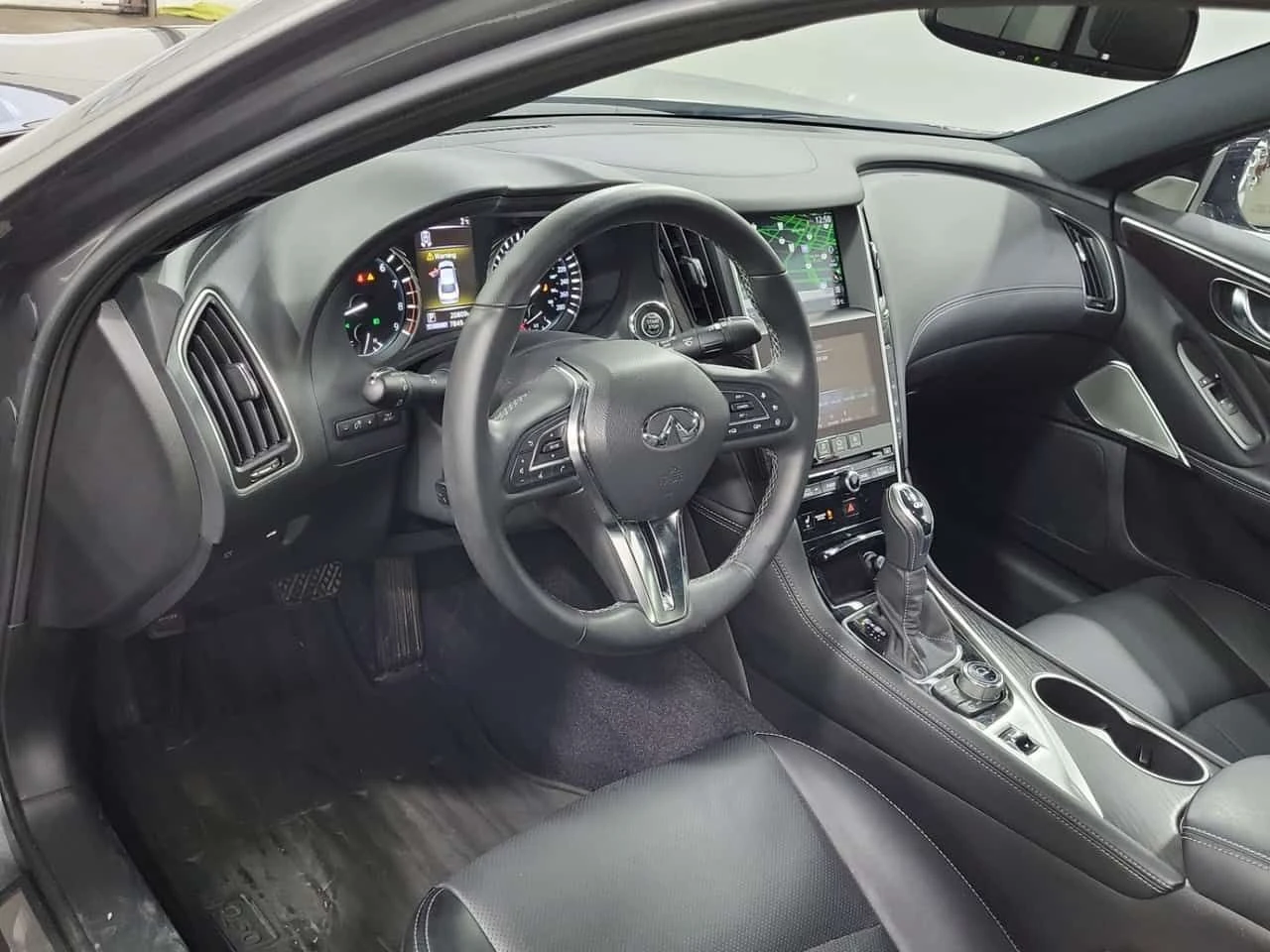 Infiniti Q50  SIGNATURE EDITION| PANORAMA| ПОДГРЕВИ| CARFAX , снимка 10 - Автомобили и джипове - 53828147