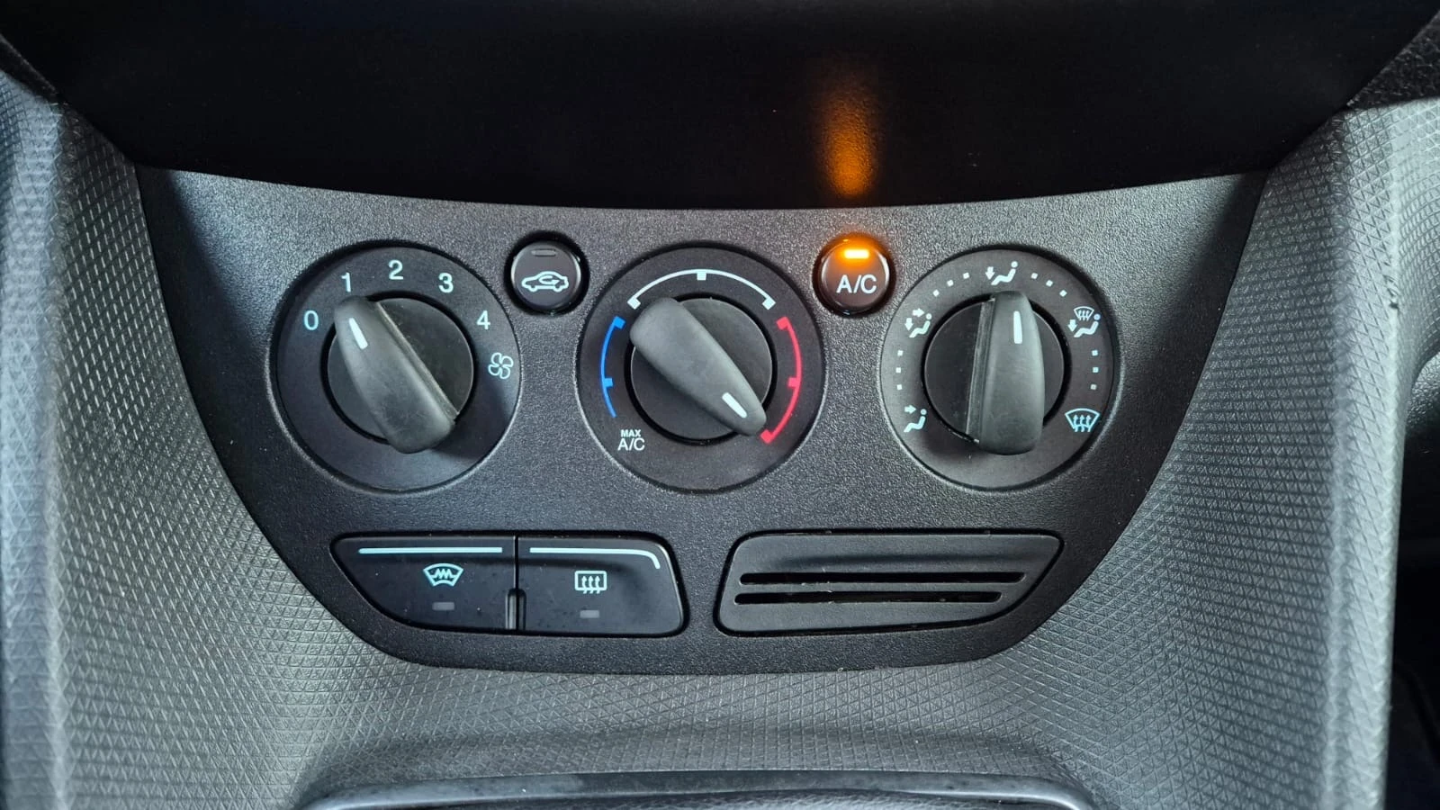 Ford Connect, снимка 13 - Автомобили и джипове - 53908205