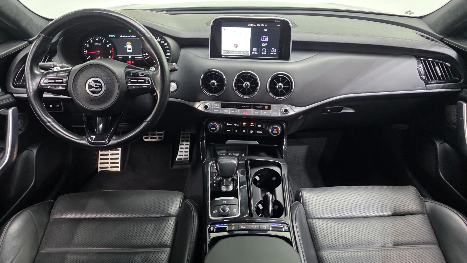 Kia Stinger 2.0T 2WD PLATINUM autogeorge.com, снимка 6 - Автомобили и джипове - 54121509