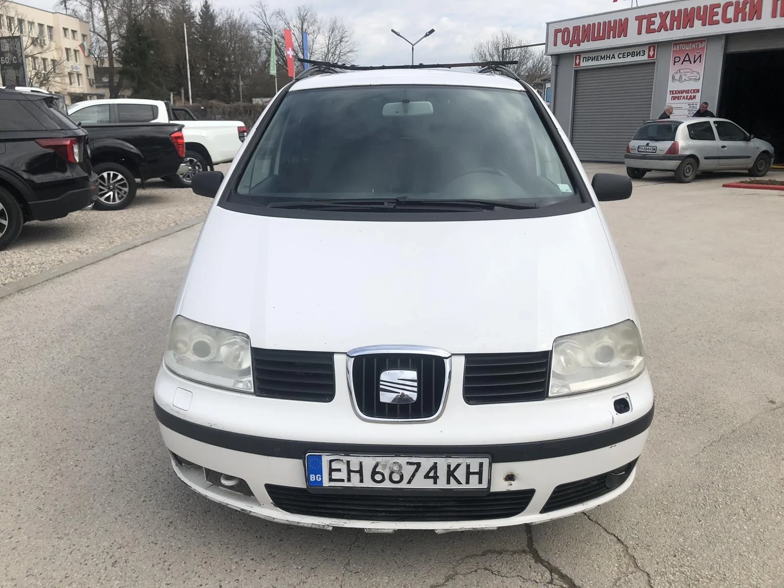 Seat Alhambra 1.9TDI AVTOMAT, снимка 3 - Автомобили и джипове - 54154734
