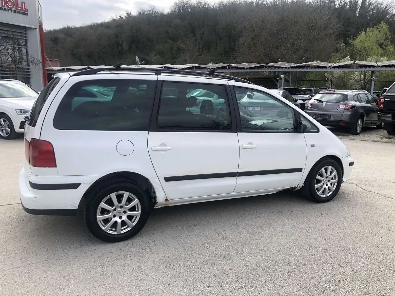 Seat Alhambra 1.9TDI AVTOMAT, снимка 14 - Автомобили и джипове - 54154734