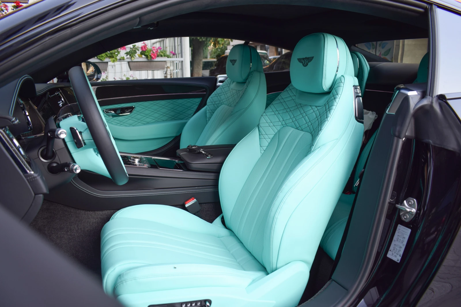 Bentley Continental gt Mansory, снимка 10 - Автомобили и джипове - 55678257