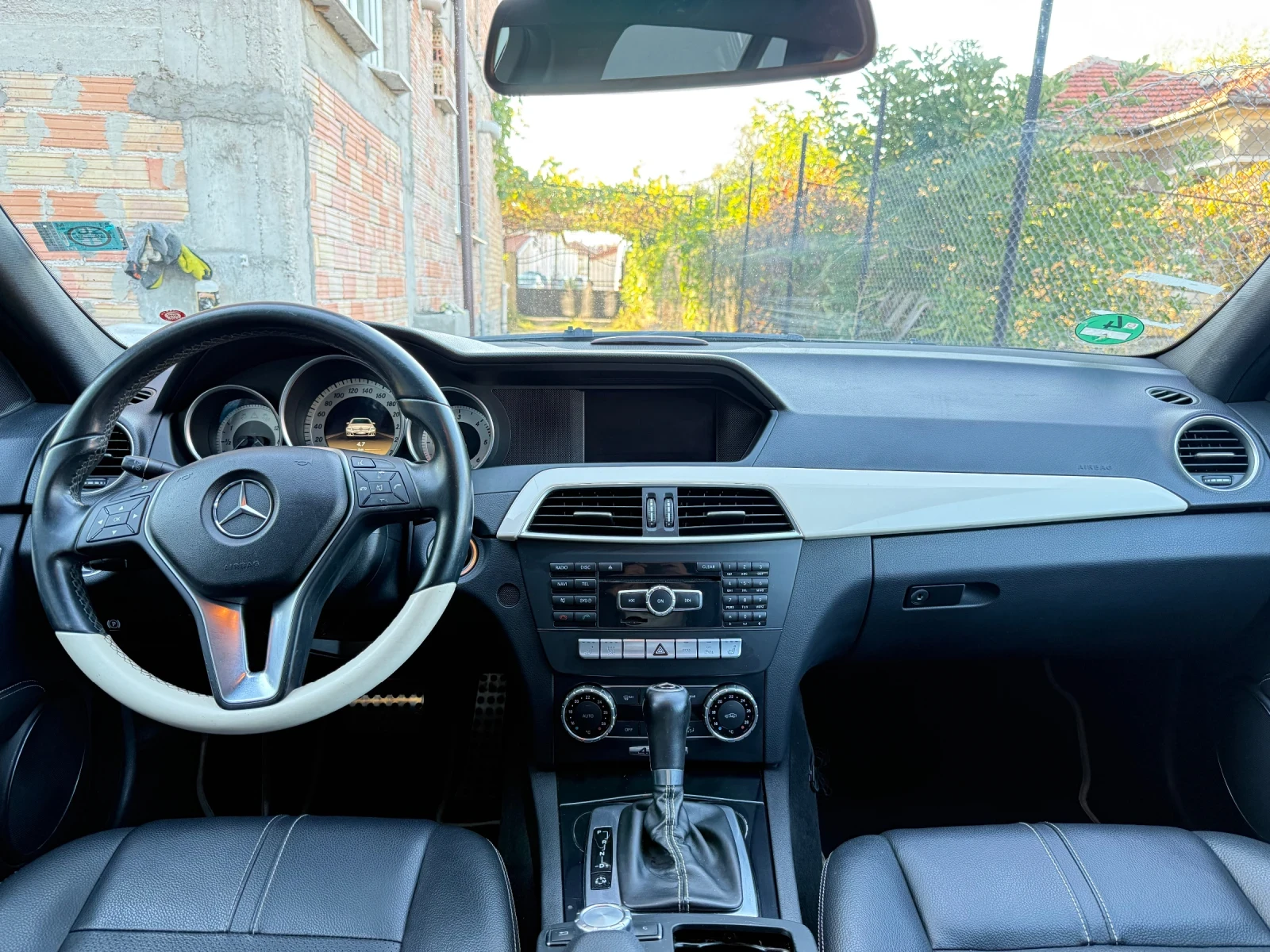 Mercedes-Benz C 250, снимка 11 - Автомобили и джипове - 56299701