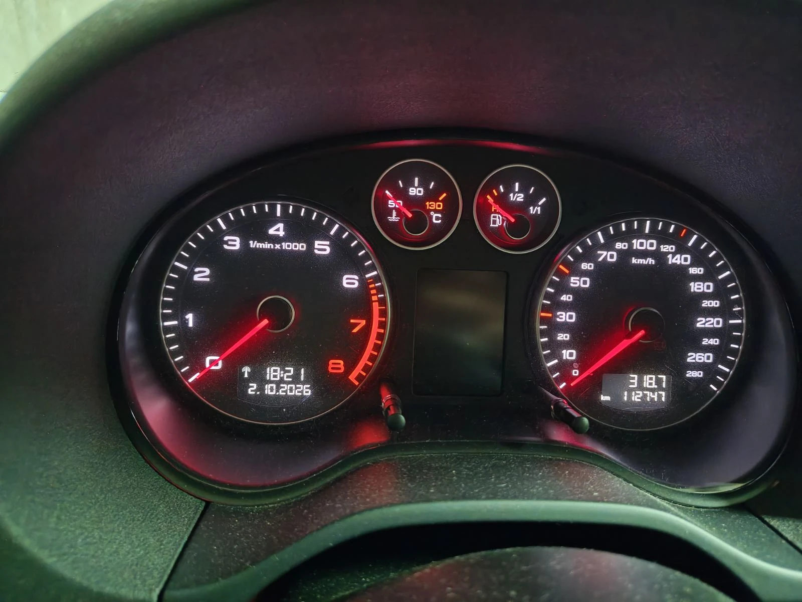 Audi A3 1.8 T QUATTRO, снимка 10 - Автомобили и джипове - 56330859
