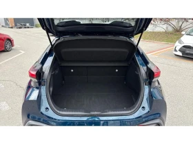 Toyota C-HR 2.0 PLUG-IN SELECTION, снимка 10