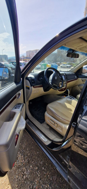 Hyundai Santa fe 2.2, снимка 4 - Автомобили и джипове - 44744488