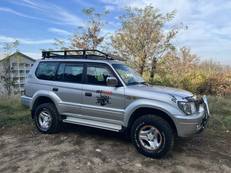 Toyota Land cruiser, снимка 3 - Автомобили и джипове - 49104857