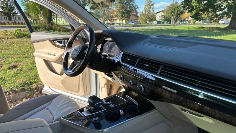 Audi Q7 3.0 TFSI Quattro, снимка 14 - Автомобили и джипове - 52075482