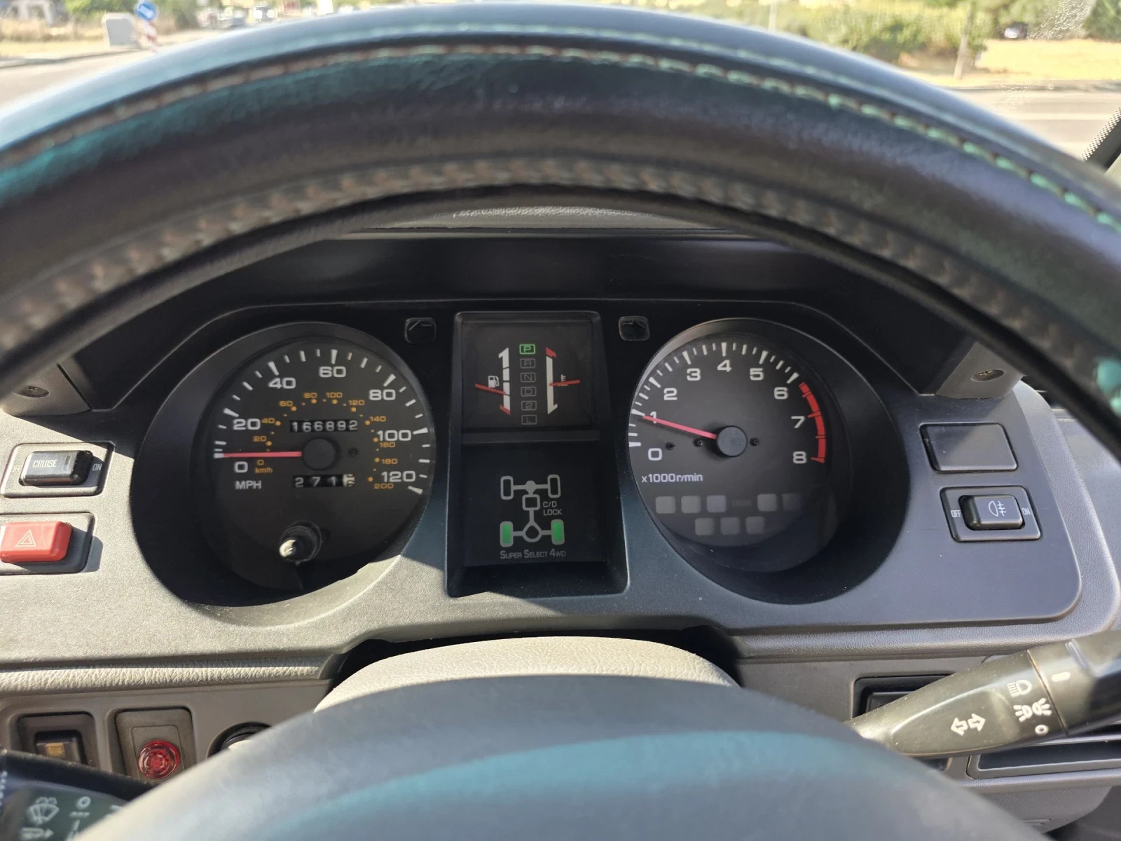 Mitsubishi Pajero  - изображение 7