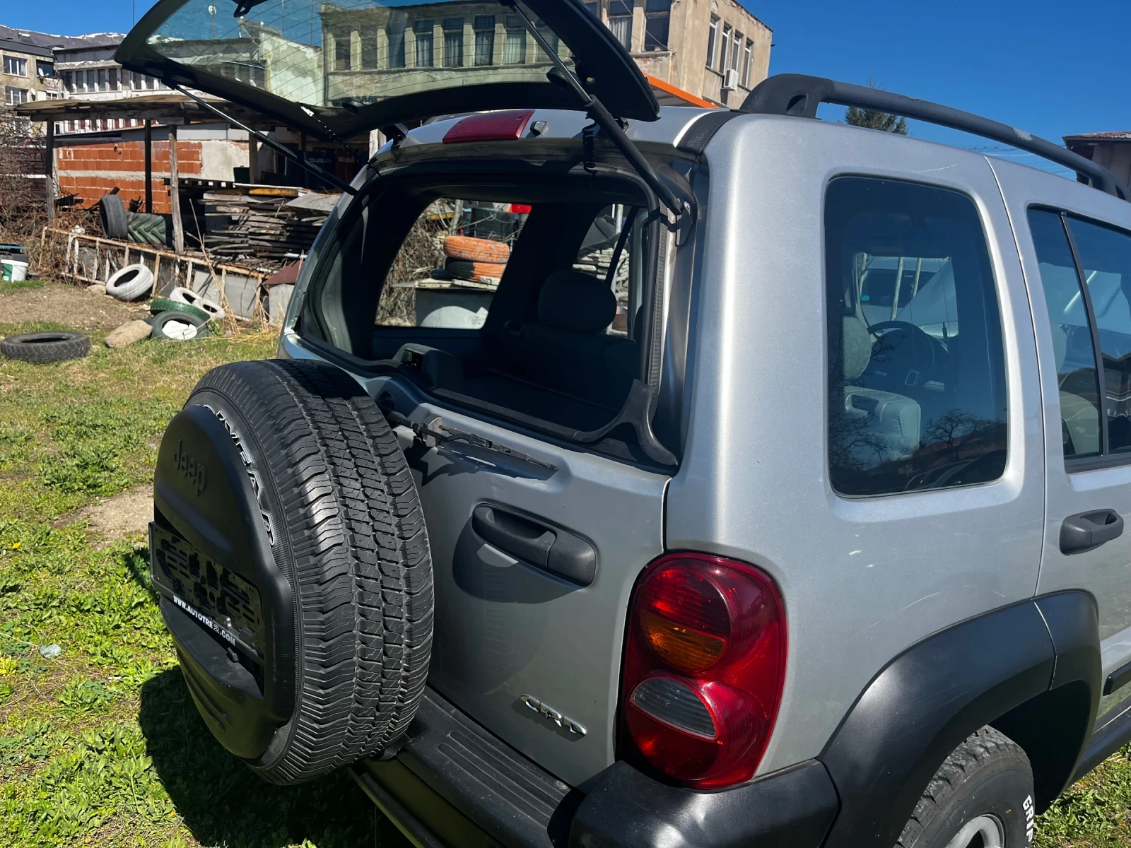 Jeep Cherokee  - изображение 7
