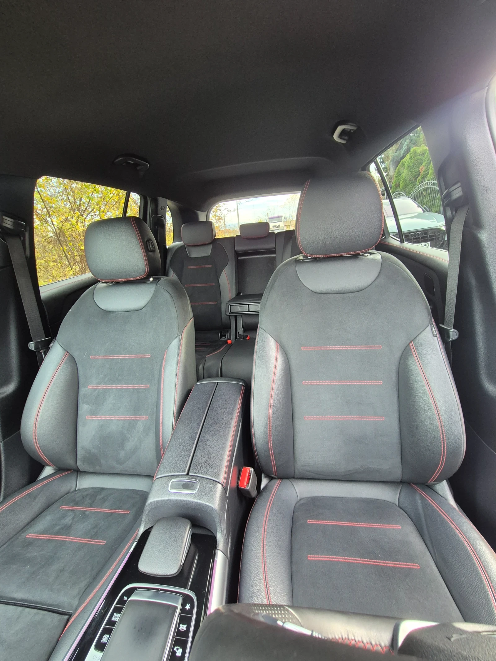 Mercedes-Benz GLB 220D/AMG | Mobile.bg   12