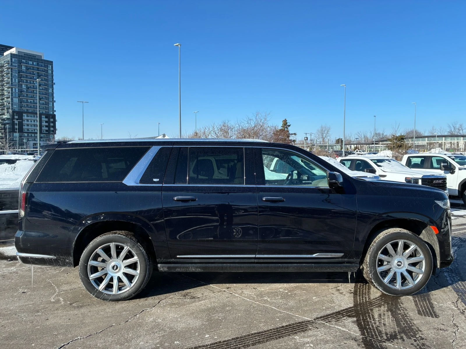 Cadillac Escalade Escalade ESV Premium Luxury Platinum * CARFAX*  - изображение 9