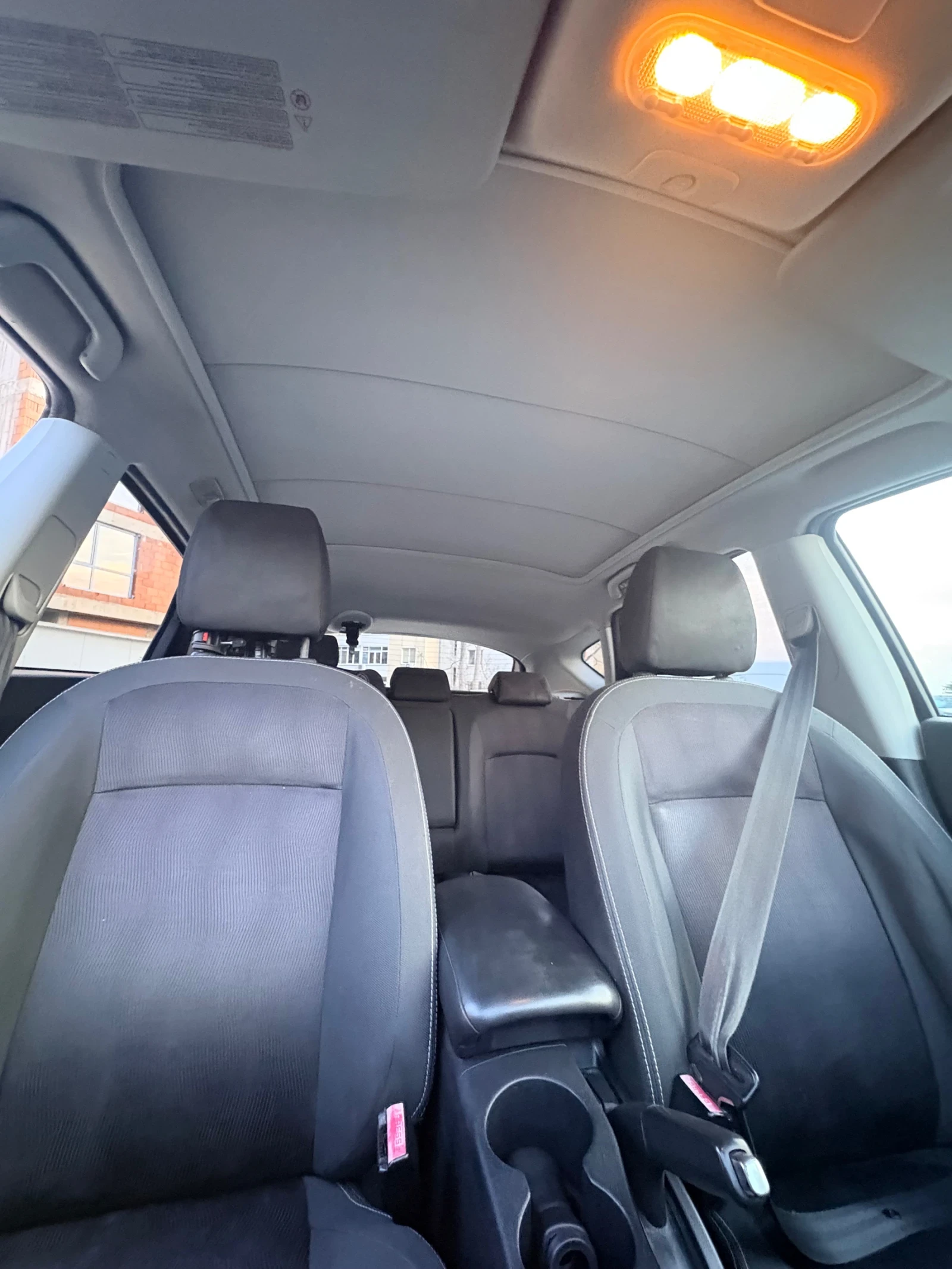 Nissan Qashqai, снимка 12 - Автомобили и джипове - 53756334