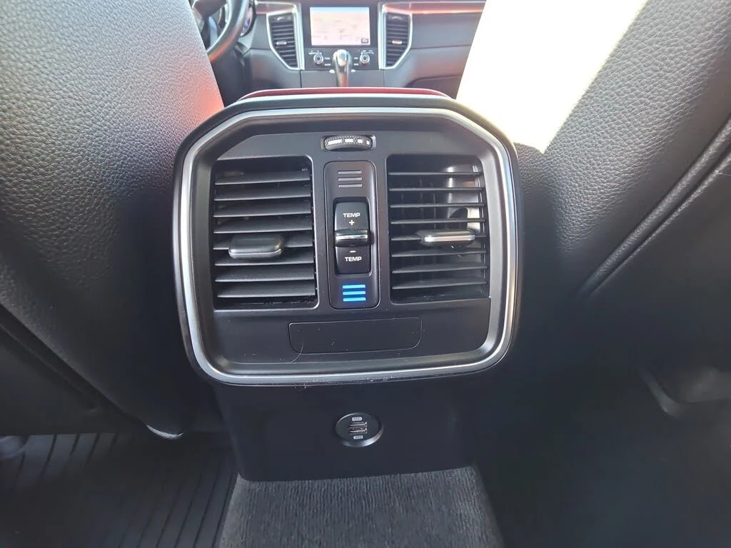 Porsche Macan * AWD* Автокредит(Цена до БГ), снимка 13 - Автомобили и джипове - 53940882