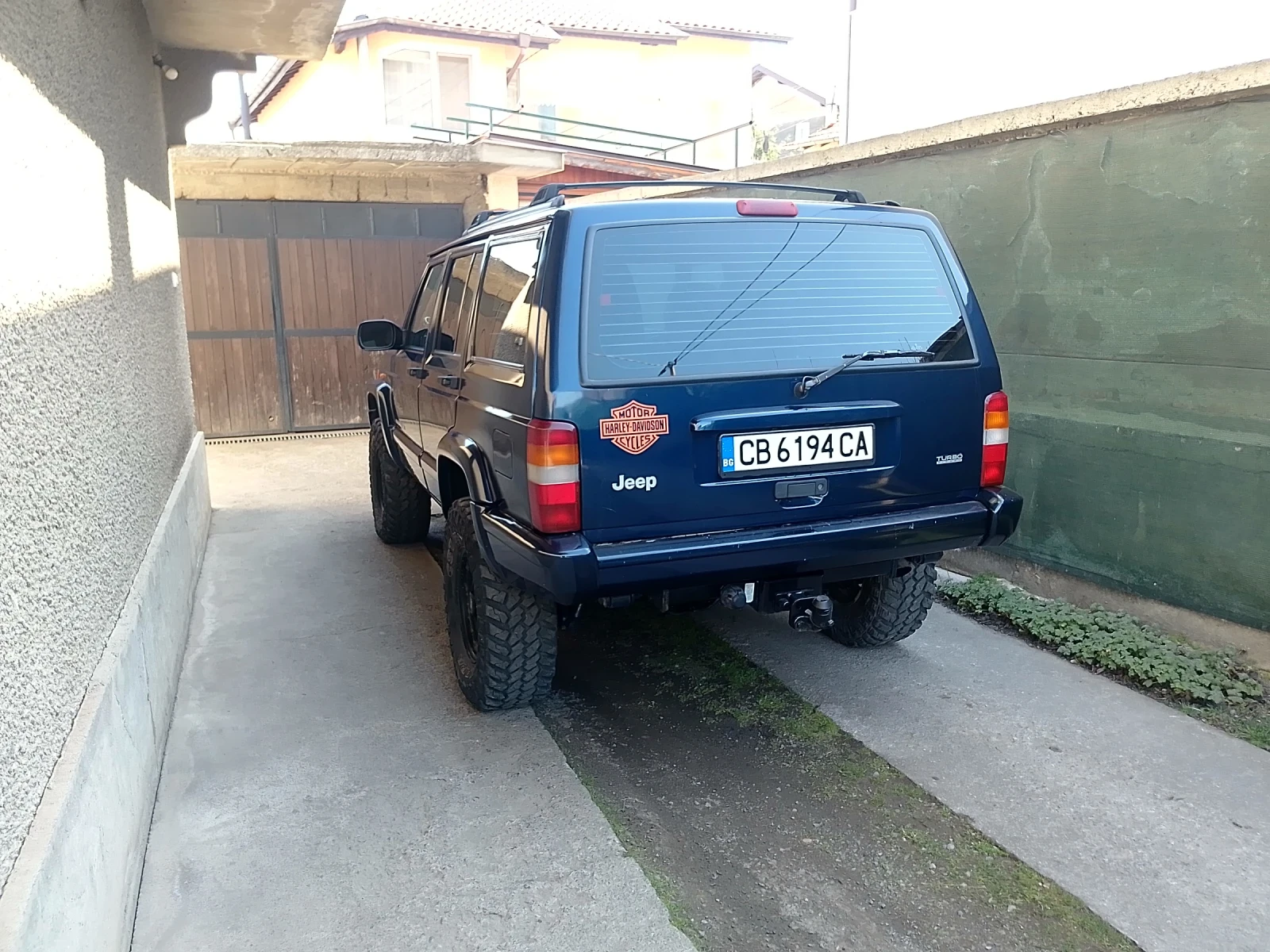 Jeep Cherokee, снимка 3 - Автомобили и джипове - 53968580