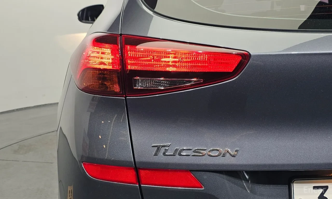 Hyundai Tucson 4X4 TURBO, снимка 15 - Автомобили и джипове - 54735177