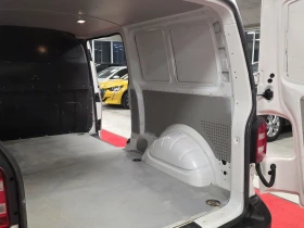 VW Transporter T6 Long | 2.0TDI | Напълно обслужен , снимка 9
