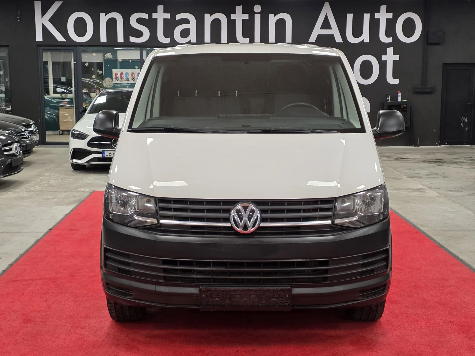 VW Transporter T6 Long | 2.0TDI | Напълно обслужен , снимка 1