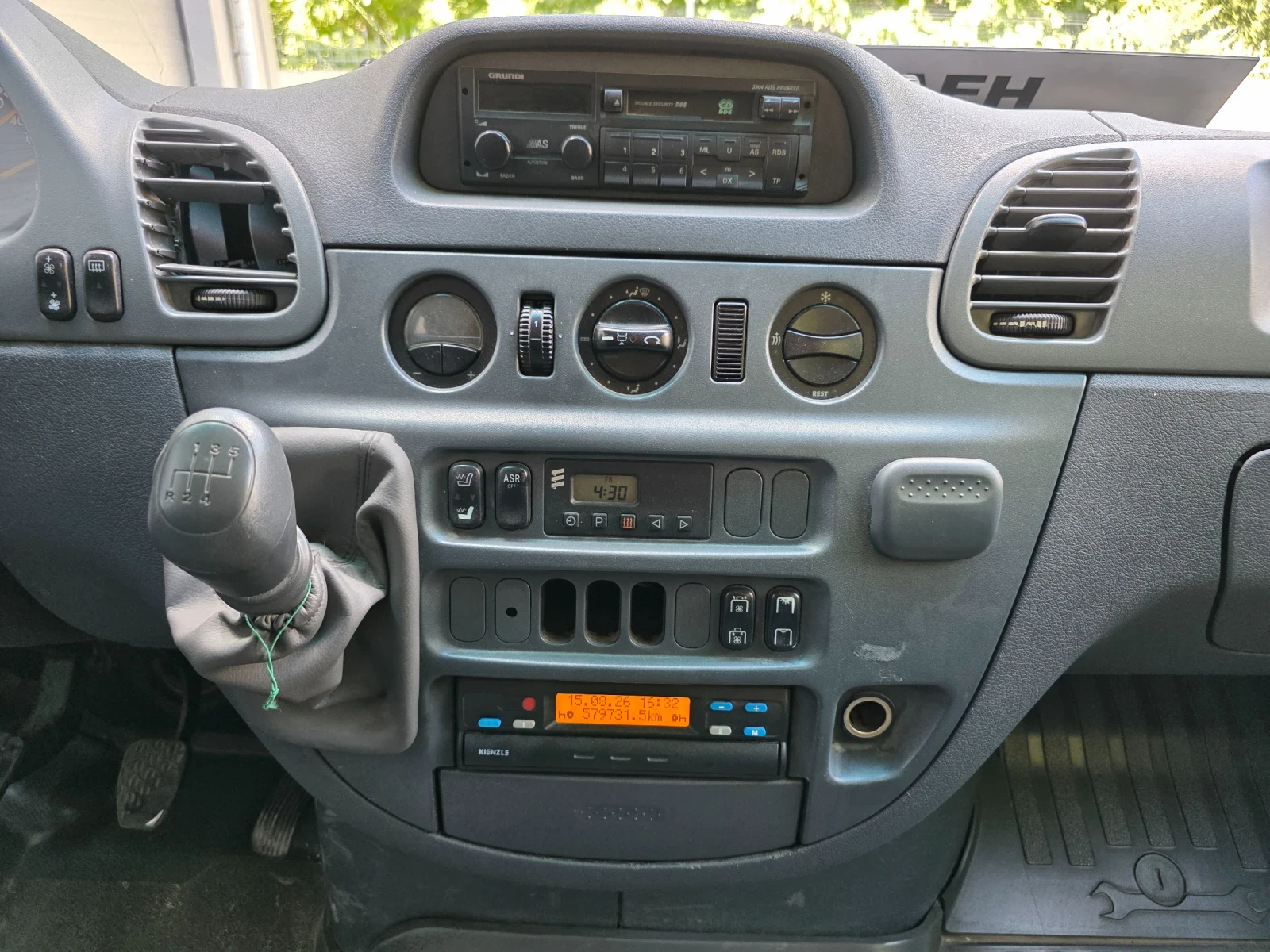 Mercedes-Benz Sprinter 313 313 CDI, снимка 6 - Бусове и автобуси - 55683341