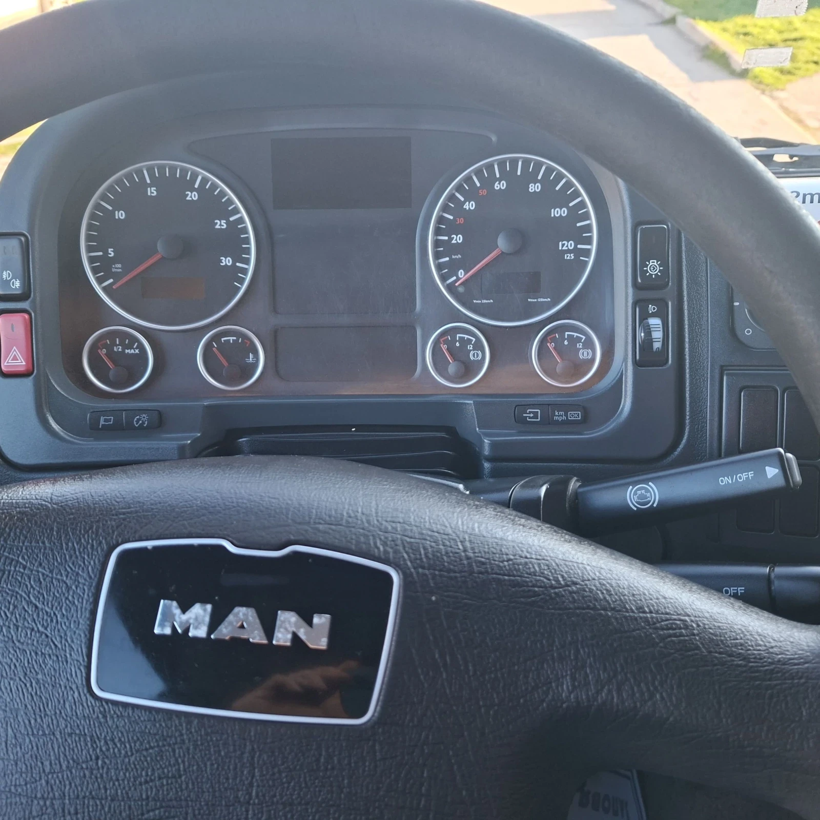 Man Tgl 8180 ТРИСТРАНЕН САМОСВАЛ 238000КМ - изображение 8