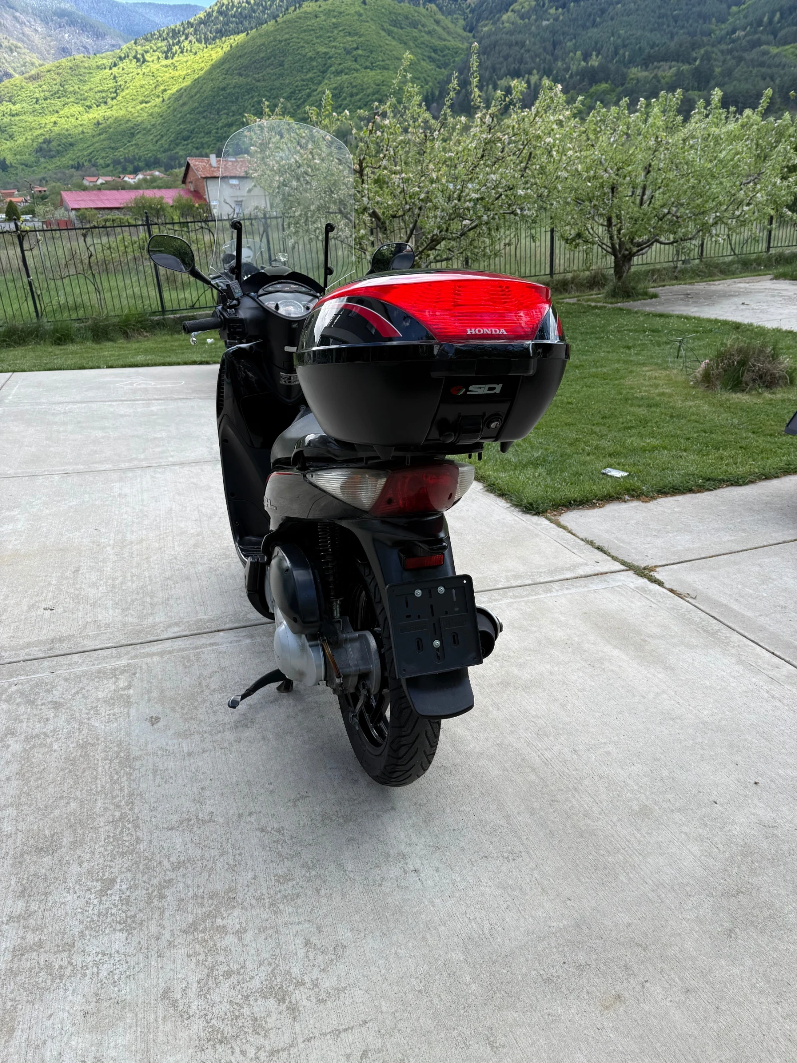 Honda Sh 150i 09 SPORT, снимка 7 - Мотоциклети и мототехника - 54388840
