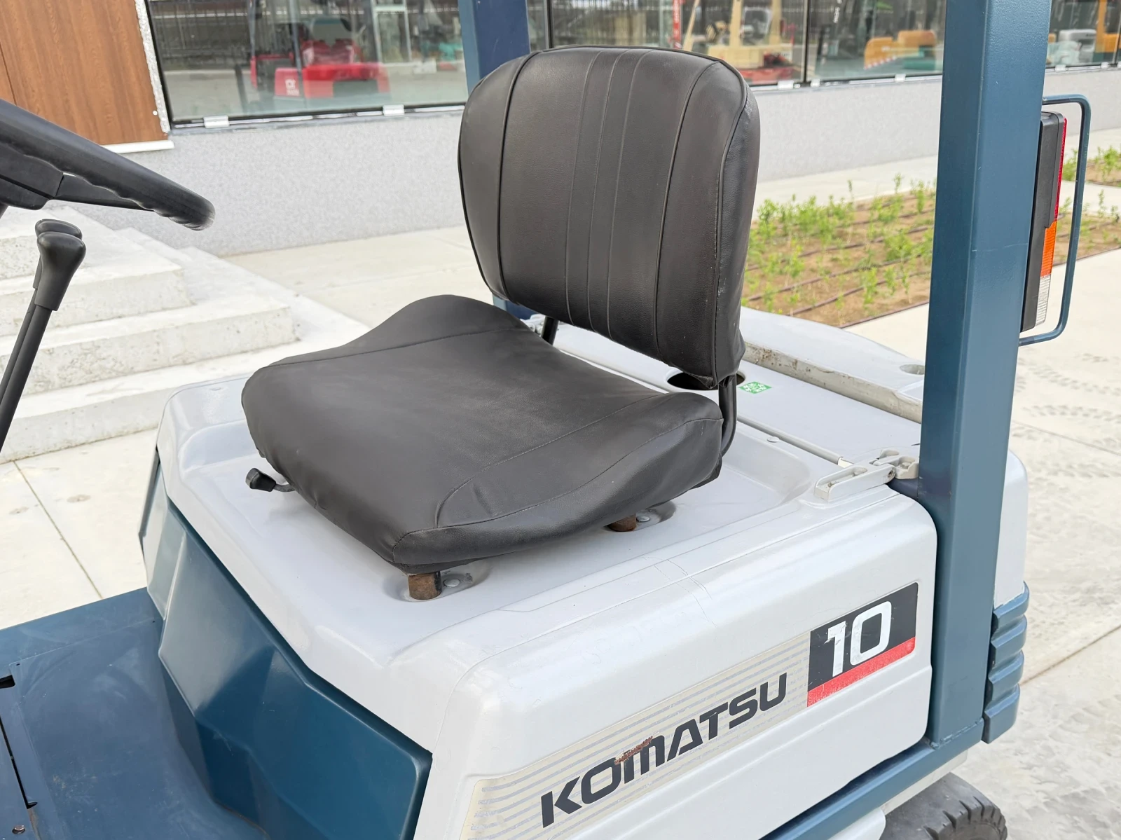 Мотокар Komatsu  ПЕРФЕКТЕН / Като Нов!!!, снимка 12 - Индустриална техника - 53632040