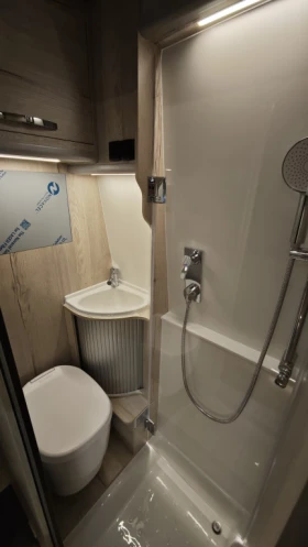 Кемпер Fiat Ducato M182512 Mega Revolution 640, снимка 10