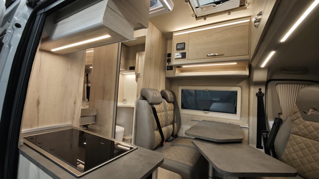 Кемпер Fiat Ducato M182512 Mega Revolution 640, снимка 8 - Каравани и кемпери - 53985122