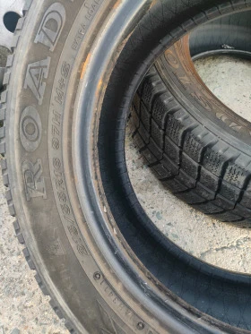 Гуми Зимни 215/60R16, снимка 4