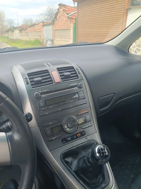 Toyota Auris 1.6, снимка 7