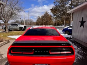 Dodge Challenger Scat Pack Shaker* 6.4 HEMI * АвтоКредит* ЦЕНА ДО Б, снимка 4