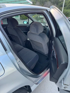 Peugeot 407, снимка 11