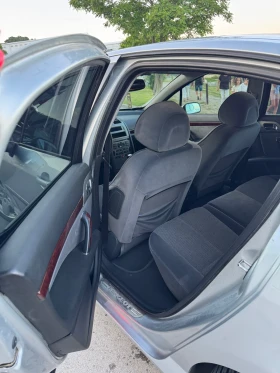 Peugeot 407, снимка 6