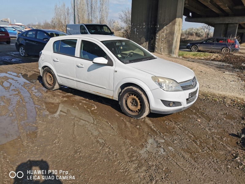 Opel Astra, снимка 7 - Автомобили и джипове - 45053969