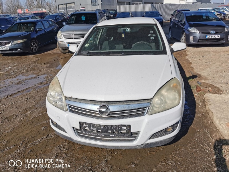 Opel Astra, снимка 3 - Автомобили и джипове - 45053969
