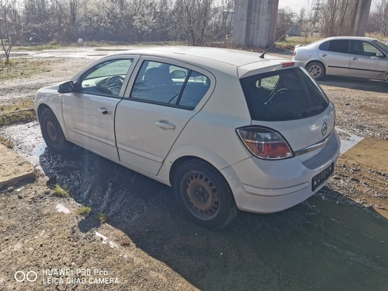 Opel Astra, снимка 8 - Автомобили и джипове - 45053969