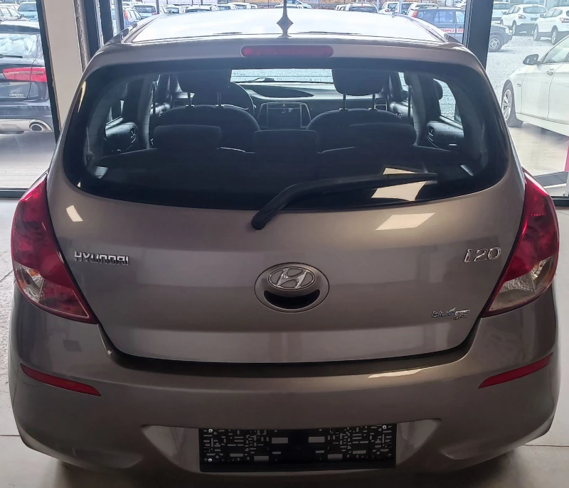 Hyundai I20 Бенз/ГАЗ, снимка 5 - Автомобили и джипове - 47777559