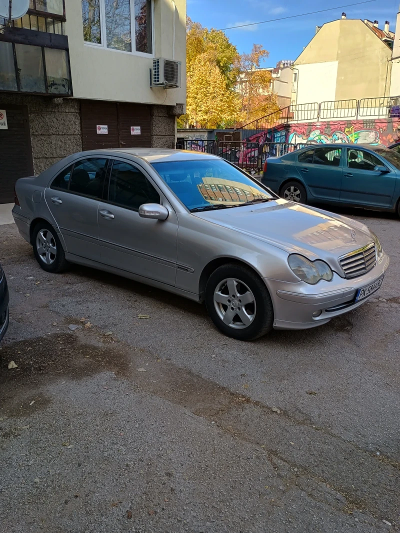 Mercedes-Benz C 220 Хечбек , снимка 1 - Автомобили и джипове - 47802151