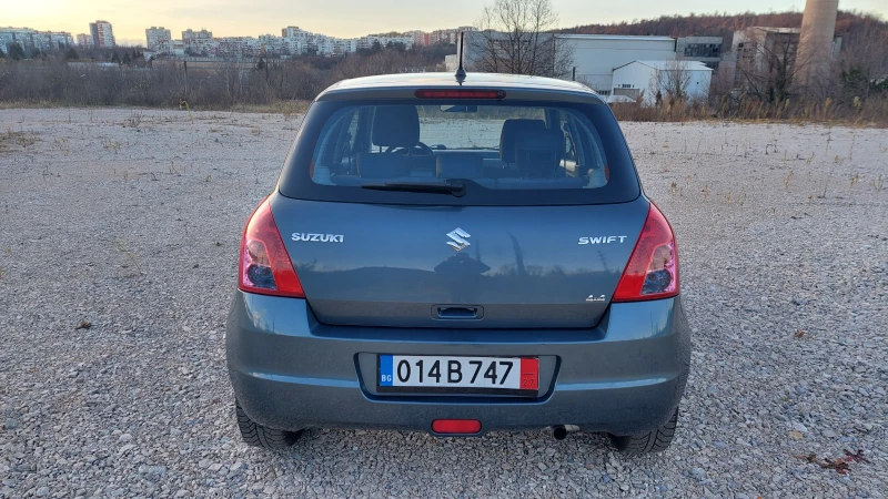 Suzuki Swift 1.3i 4X4 FACELIFT Германия, снимка 7 - Автомобили и джипове - 48198746