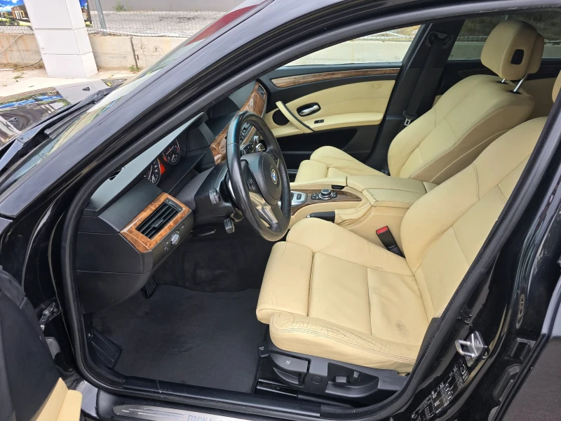 BMW 530 INDIVIDUAL SAT, снимка 12 - Автомобили и джипове - 51859801