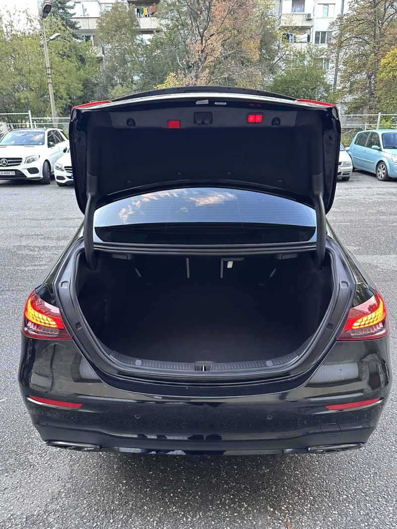 Mercedes-Benz E 350 4MATIC, снимка 9 - Автомобили и джипове - 52498454