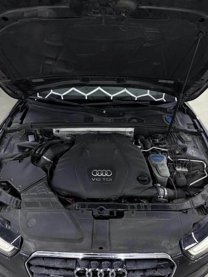 Audi A5 S-Line, снимка 16 - Автомобили и джипове - 52616424