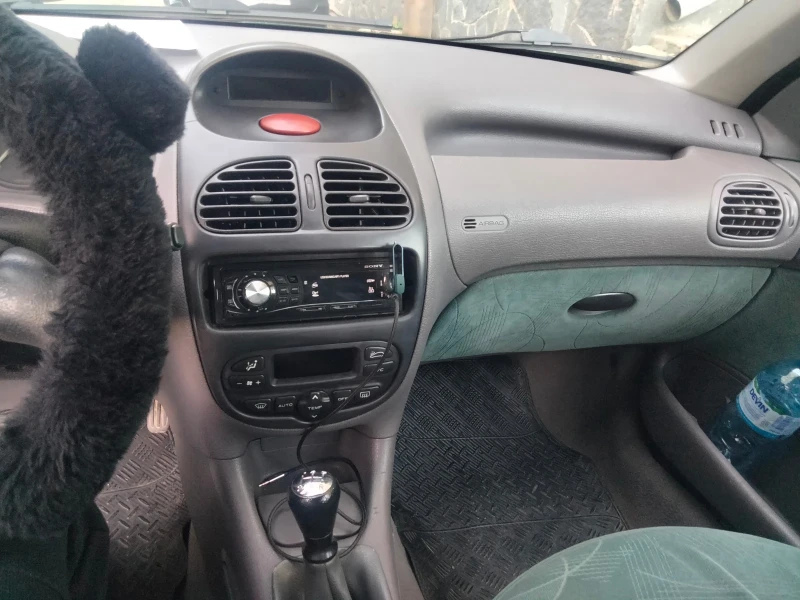 Peugeot 206, снимка 6 - Автомобили и джипове - 52423325